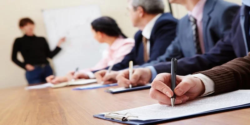 corporate-training-programs-800×400